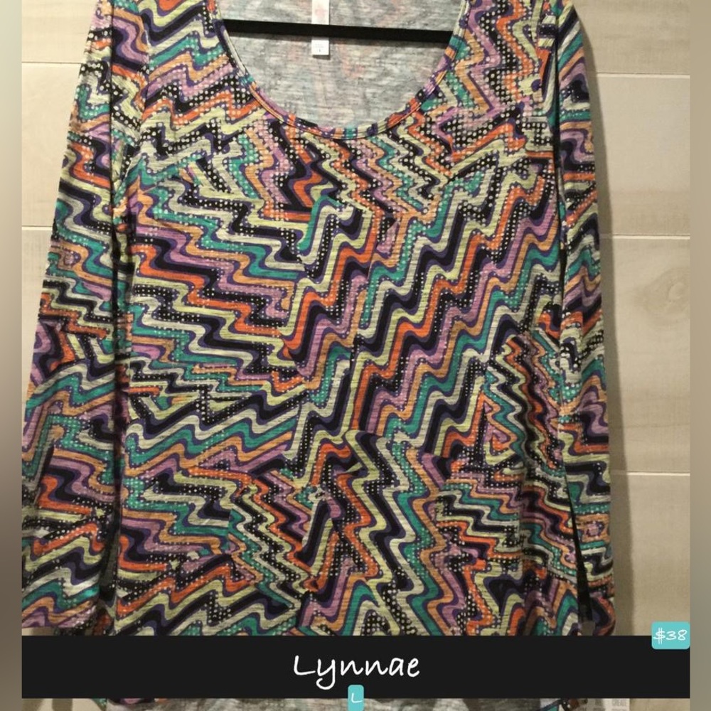 NWT LuLaRoe Lynnae Long sleeve L